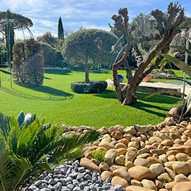 Jardin en gazon synthétique