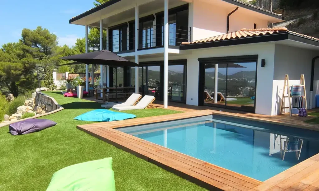 Contours de piscine en gazon artificiel Millenium 42