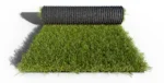 Faux gazon modèle Agaira 32 mm en rouleau vu de face
