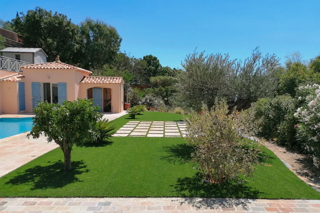 Terrasse en gazon artificiel GR 36 mm