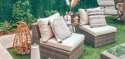 Illustration : Mobilier de jardin et gazon synthétique : un duo gagnant