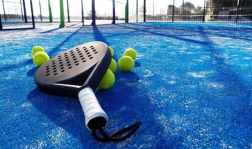 Illustration : Gazon synthétique pour padel