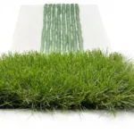 Exemple de jonction de gazon synthétique réalisée avec colle polyuréthane et bande de pontage